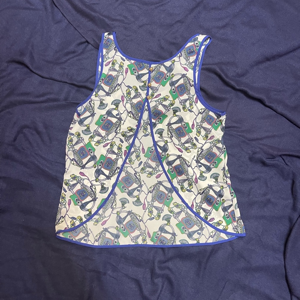 Light cute top